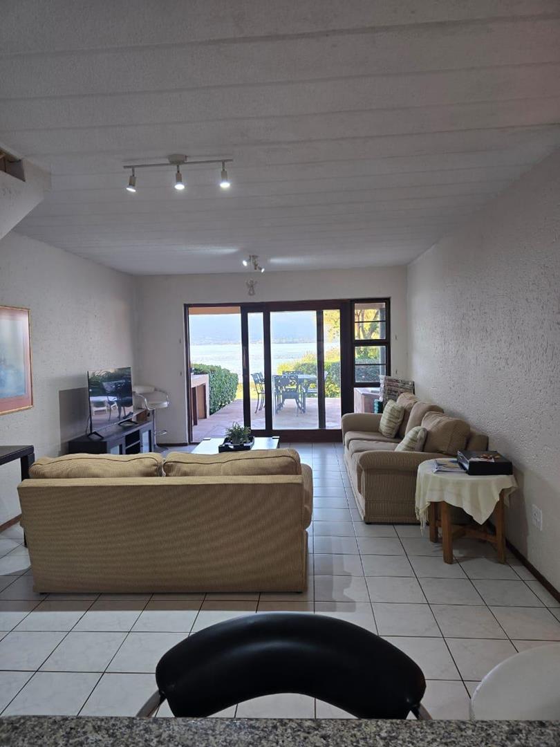 2 Bedroom Property for Sale in Hartebeespoort A H North West
